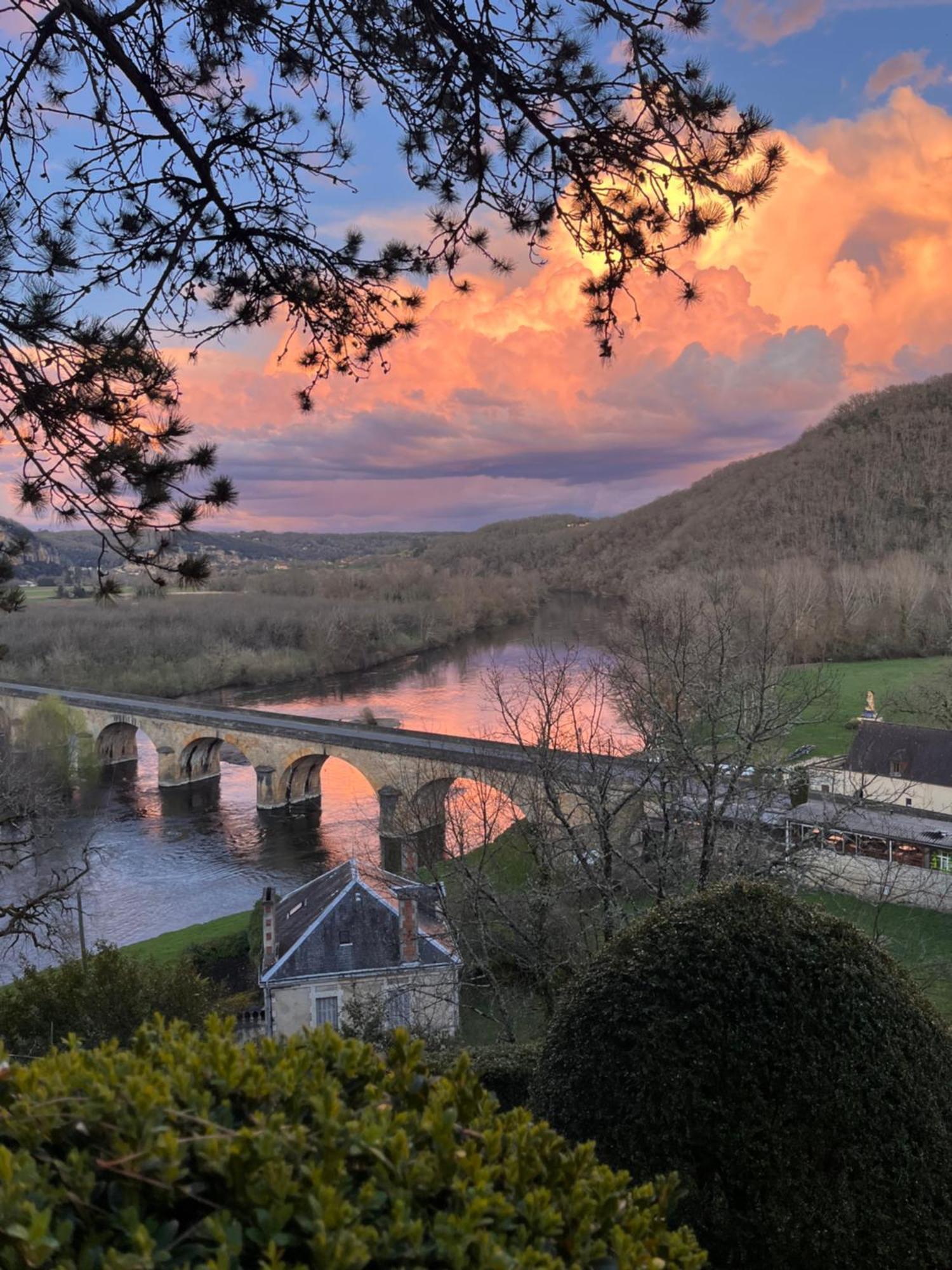 Vue Magique A Castelnaud Villa Kültér fotó